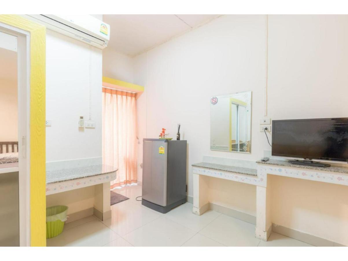 Oyo 75405 Ladda Place Bangkok Luaran gambar
