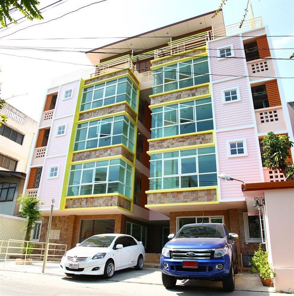 Oyo 75405 Ladda Place Bangkok Luaran gambar