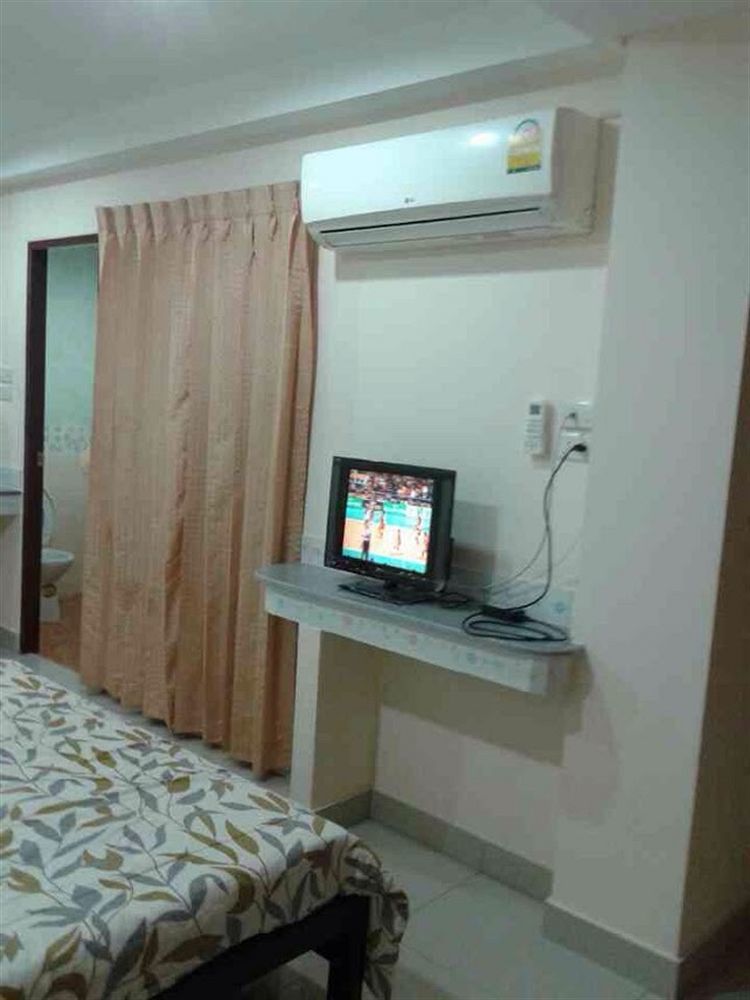 Oyo 75405 Ladda Place Bangkok Luaran gambar